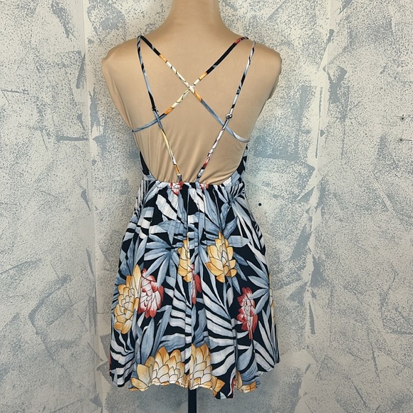 Forever 21 Tropical Bloom Flare Dress with Floral Print size S - Picture 7 of 8